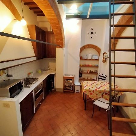 Fuga D'Archi Apartment Siena Exterior photo